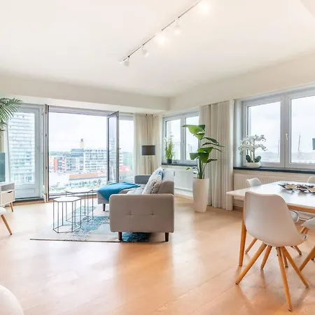 Wonderful Flat With Amazing Views Over *
