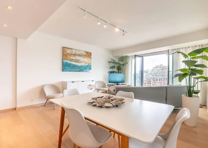 Wonderful Flat With Amazing Views Over Apartment